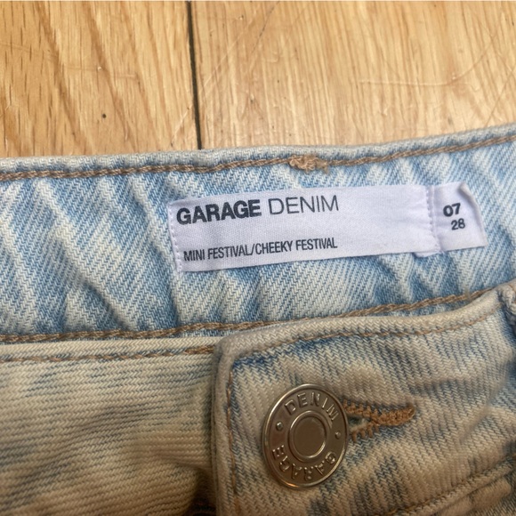 Garage cheeky festival light wash28/7 - Picture 3 of 3